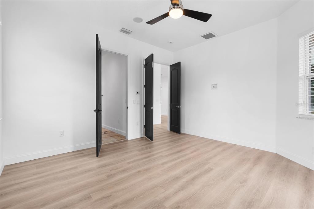 11250 McMullen Road Riverview, FL 33569 - Photo 8 of 62 Gallery Image 8