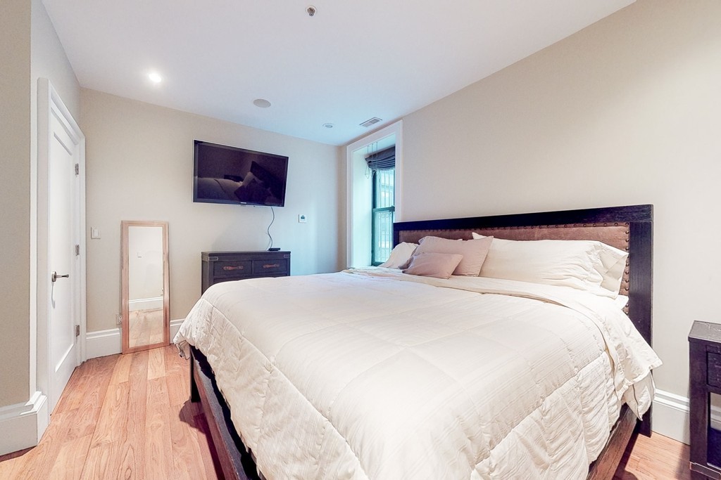 32 Rutland Street, Unit 1L Boston, MA 02118 - Photo 24 of 37 Gallery Image 24