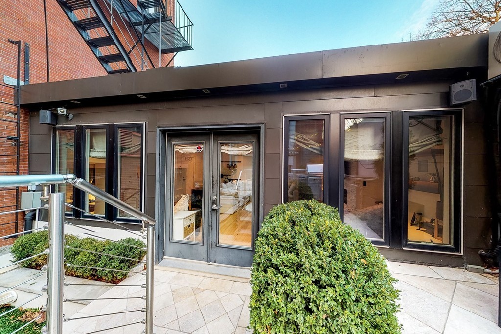 32 Rutland Street, Unit 1L Boston, MA 02118 - Photo 8 of 37 Gallery Image 8