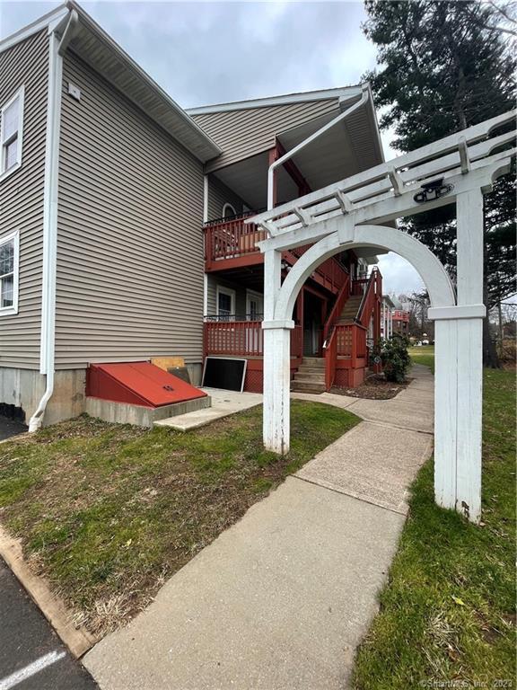 324 Main Street, Unit 3 Portland, CT 06480 - Photo 3 of 16