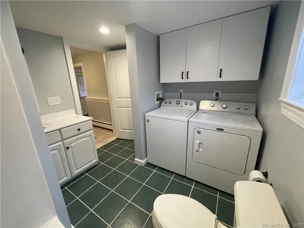 $1,800 | 324 Main Street, Unit 3, Portland, CT 06480