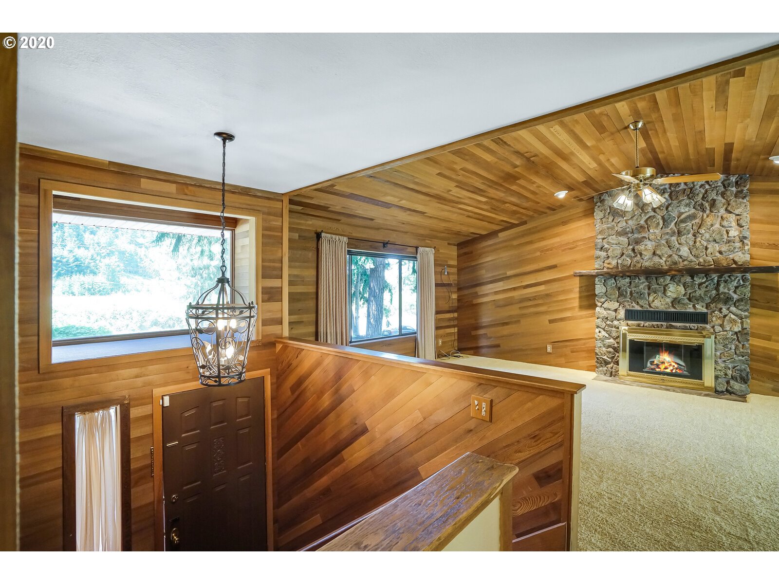 17615 South Abiqua Road Northeast Silverton, OR 97381 - Photo 8 of 26 Gallery Image 8