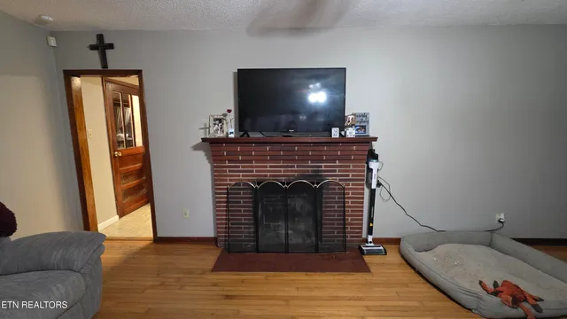 $265,000 | 992 Walden Ridge Lane, Caryville, TN 37714