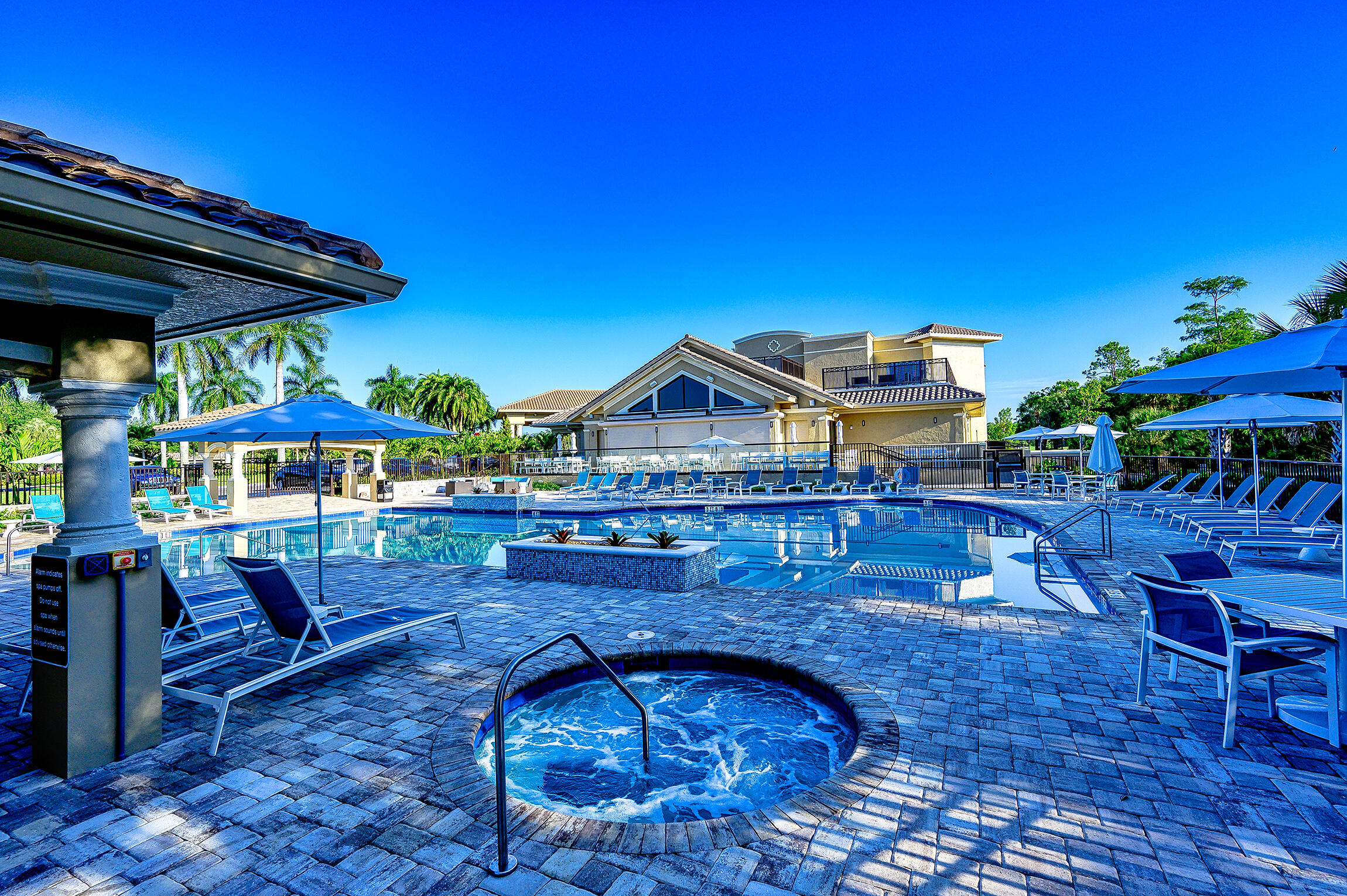 3715 Buttonwood Way, Unit 1711 Naples, FL 34112 - Photo 33 of 38 x-ch-3
