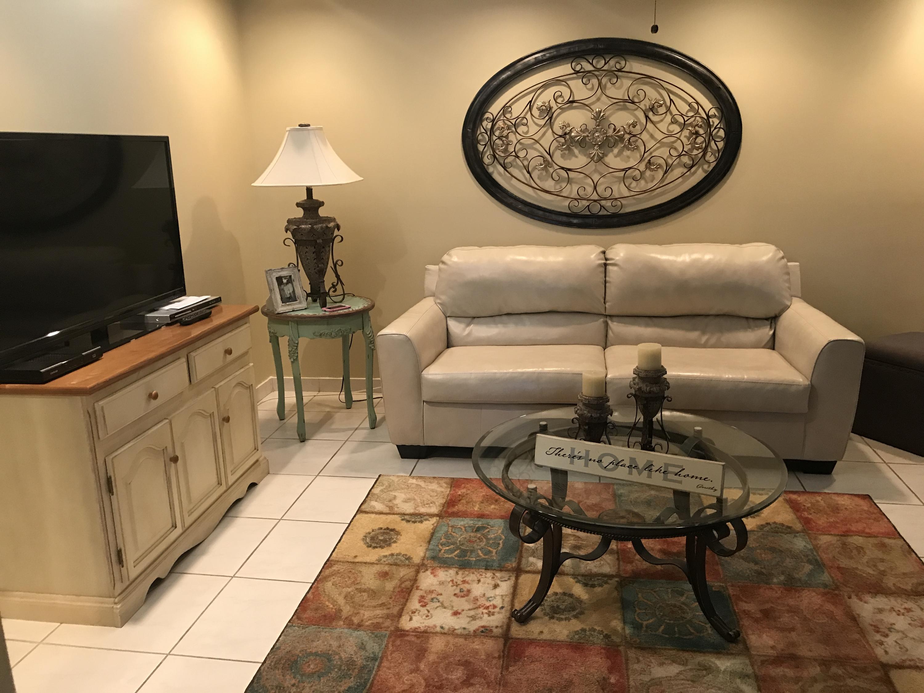 8957 Echo Lane Boca Raton, FL 33496 - Photo 9 of 27 LIVING ROOM