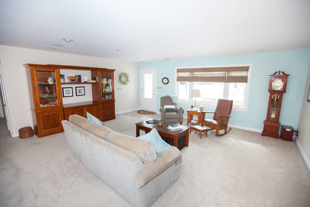 144 Seabury Road Bolingbrook, IL 60440 - Photo 3 of 16