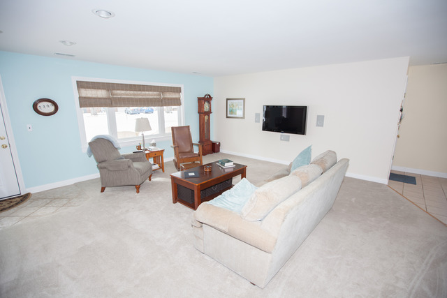 144 Seabury Road Bolingbrook, IL 60440 - Photo 4 of 16