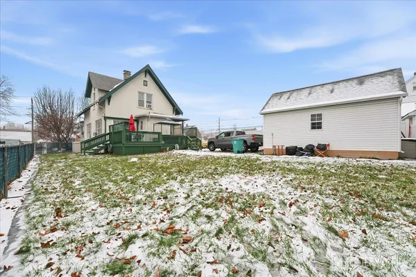 a view of outdoor space yard and front view of a house
