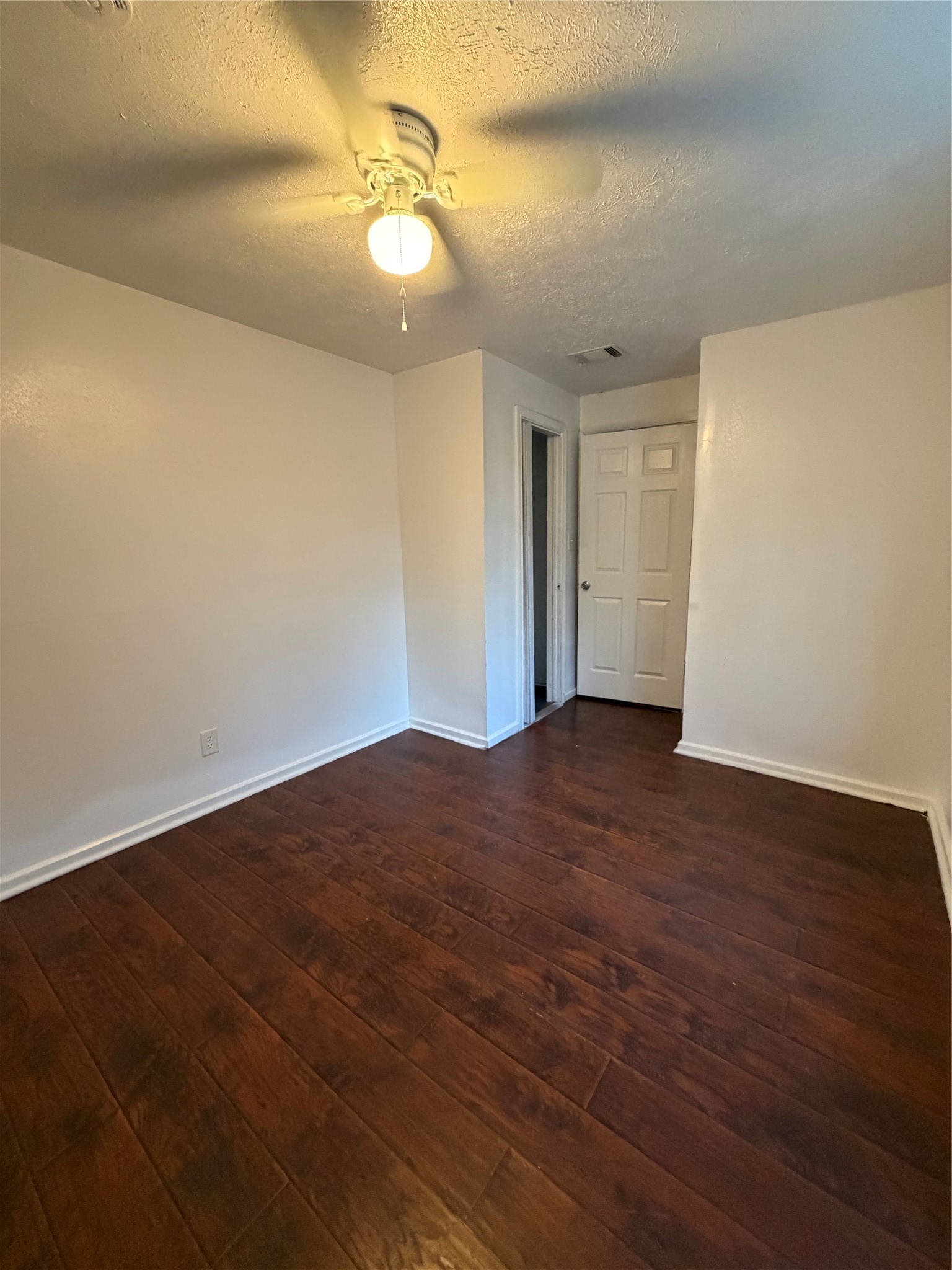 8308 Lenore Street Houston, TX 77017 - Photo 16 of 23 Another view of the third bedroom.