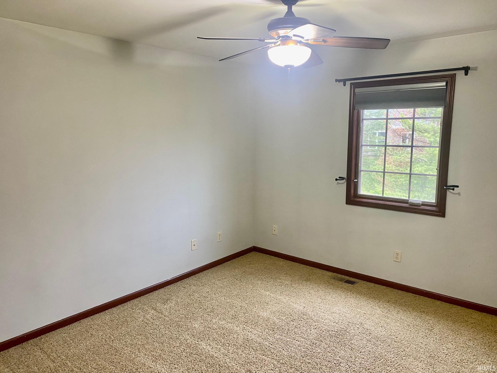 1902 Kimberlite Place Fort Wayne, IN 46804 - Photo 28 of 30