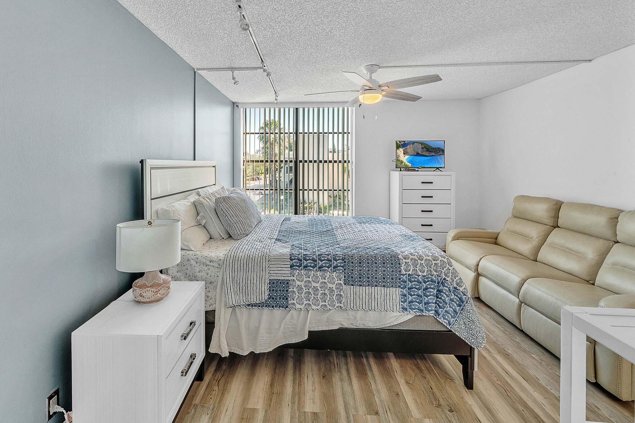 17 Royal Palm Way, Unit 3010 Boca Raton, FL 33432 - Photo 29 of 57 12 Primary Bedroom (1)