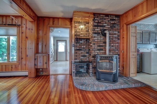 9 Union Street Ware, MA 01082 - Photo 12 of 39 Gallery Image 12