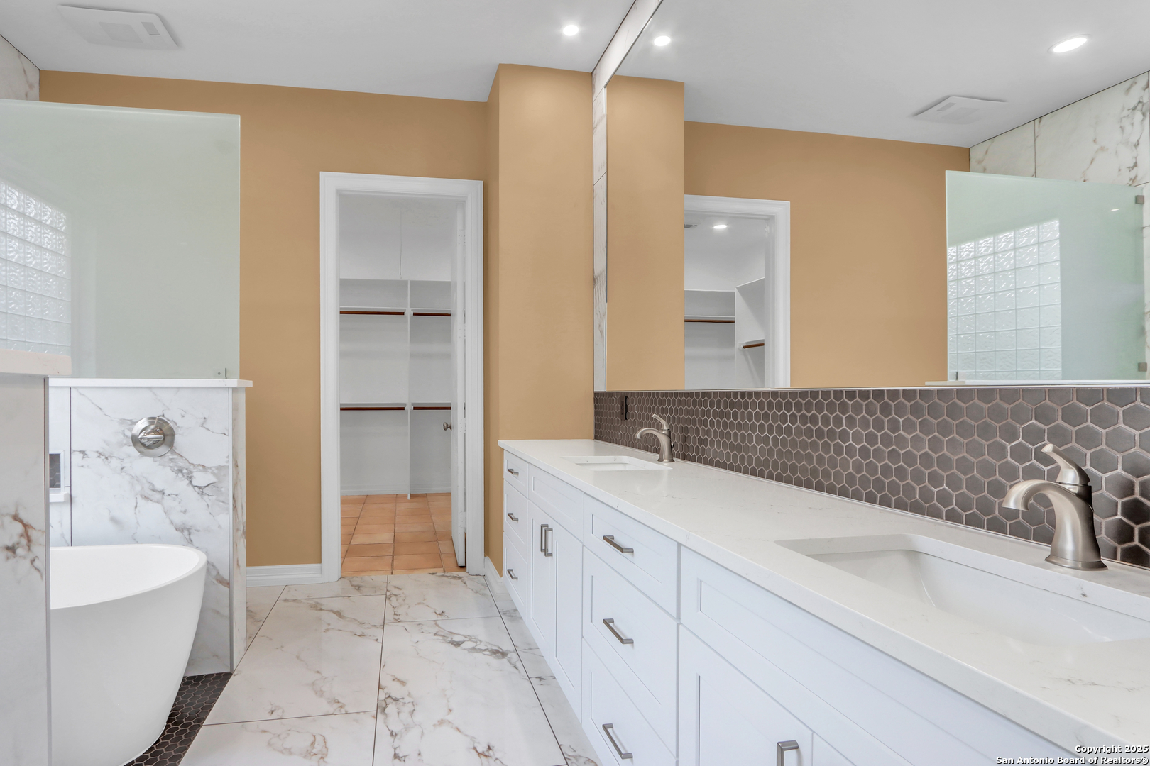 352 Ridge Crest Drive Seguin, TX 78155 - Photo 22 of 49