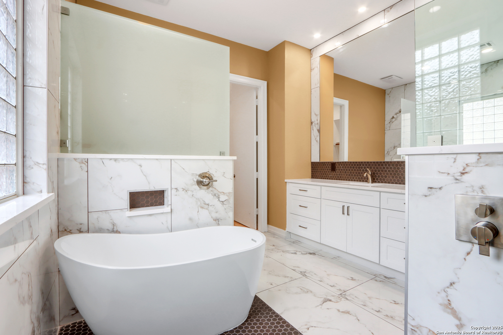 352 Ridge Crest Drive Seguin, TX 78155 - Photo 27 of 49