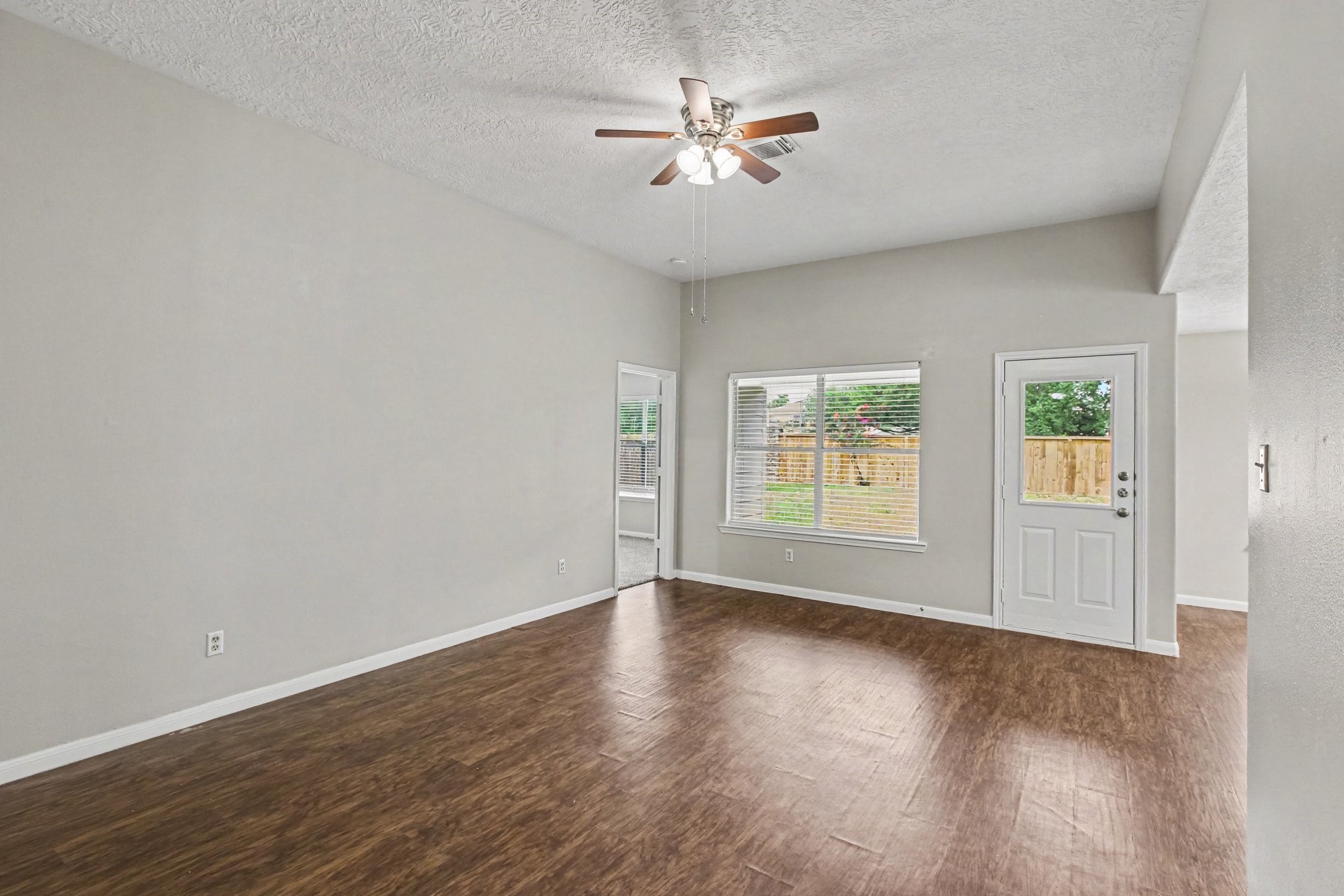 4914 Comal River Loop Spring, TX 77386 - Photo 3 of 16