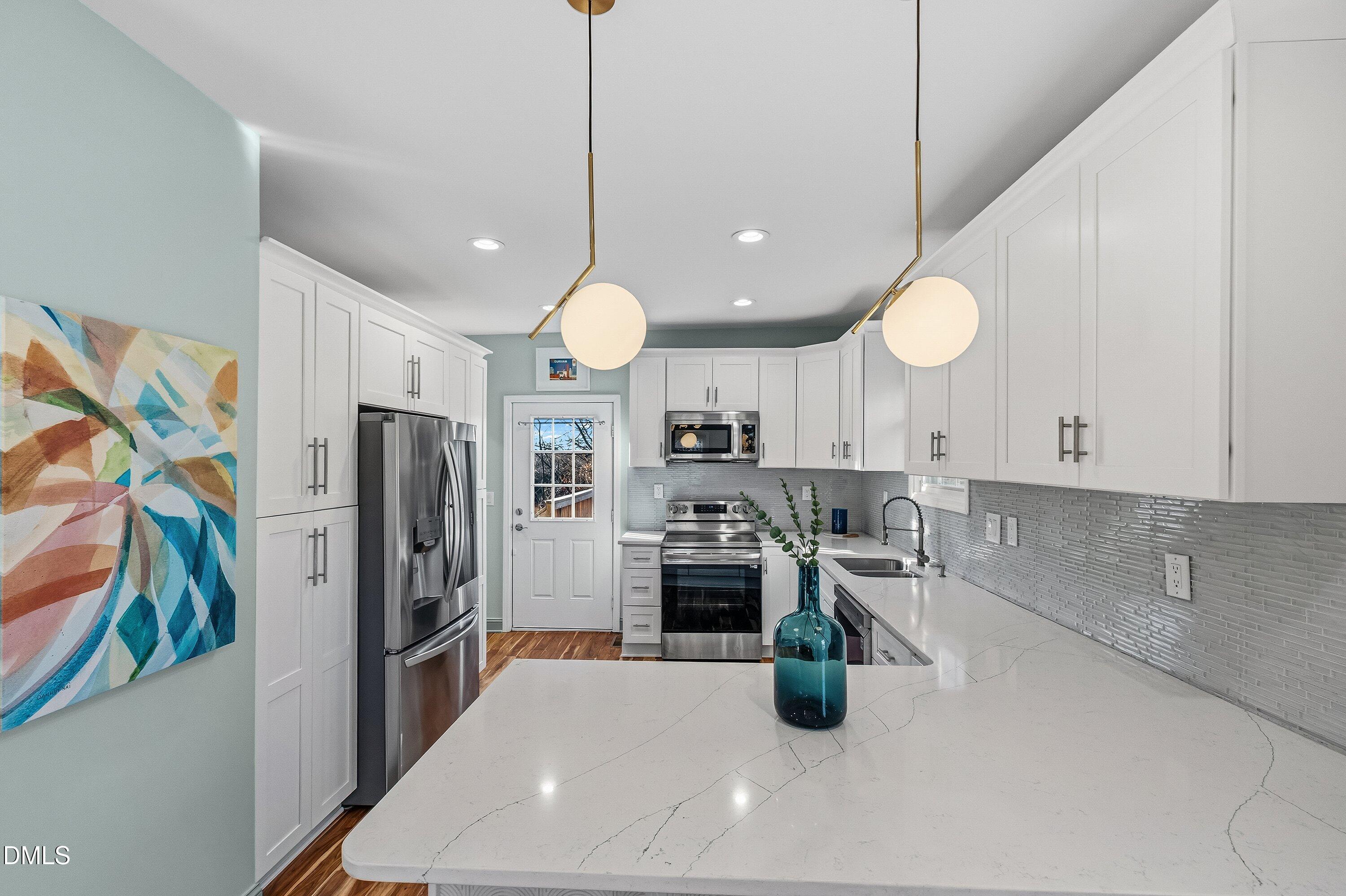 820 Kent Street Durham, NC 27701 - Photo 12 of 35 26-820 Kent _6364