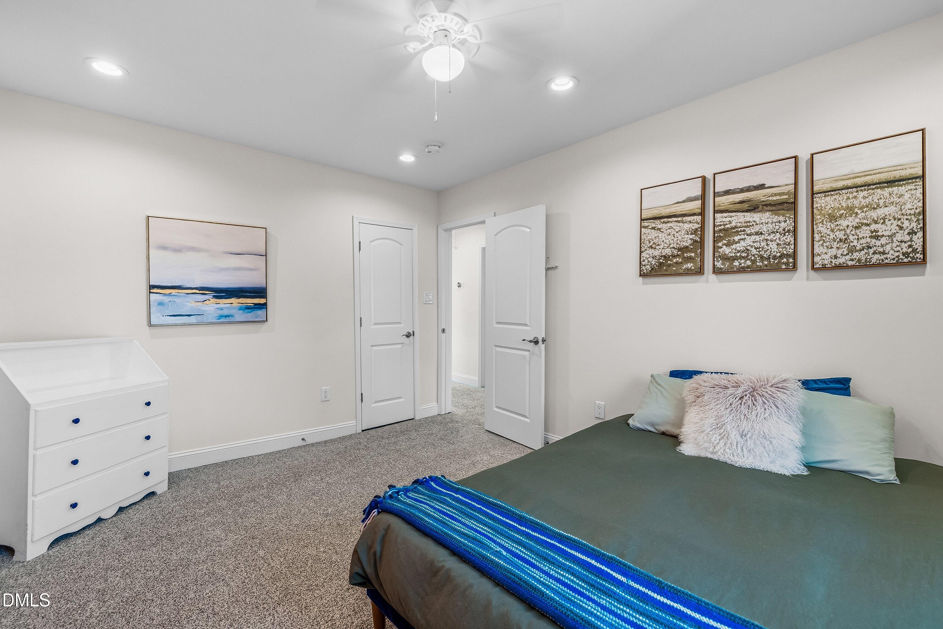 820 Kent Street Durham, NC 27701 - Photo 21 of 35 18-820 Kent _6324