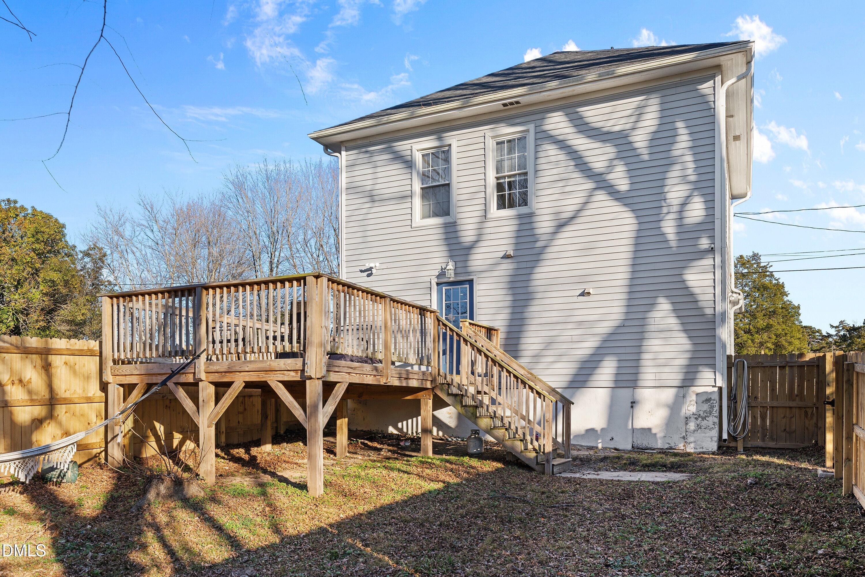 820 Kent Street Durham, NC 27701 - Photo 30 of 35 33-820 Kent _6413