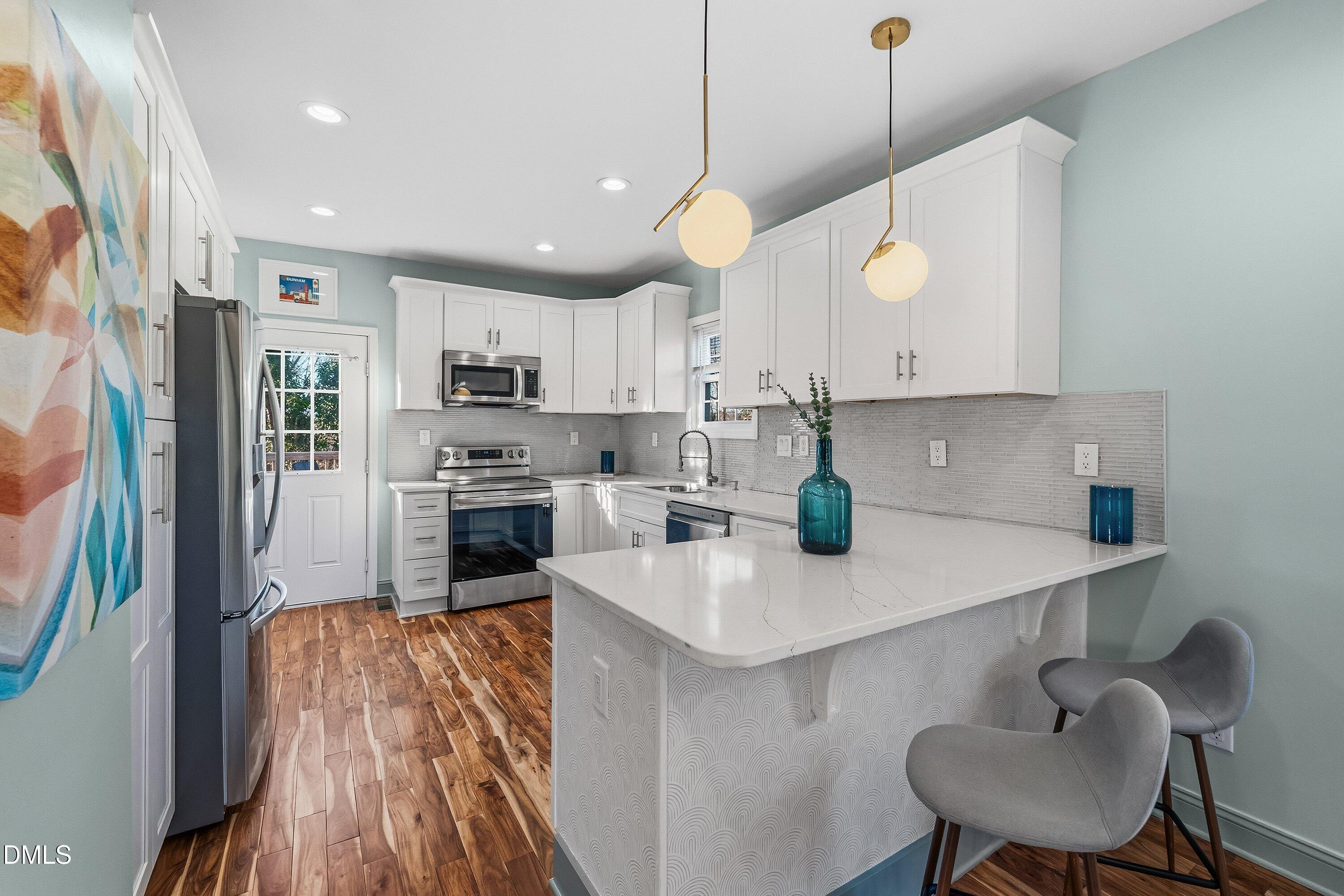 820 Kent Street Durham, NC 27701 - Photo 9 of 35 24-820 Kent _6354