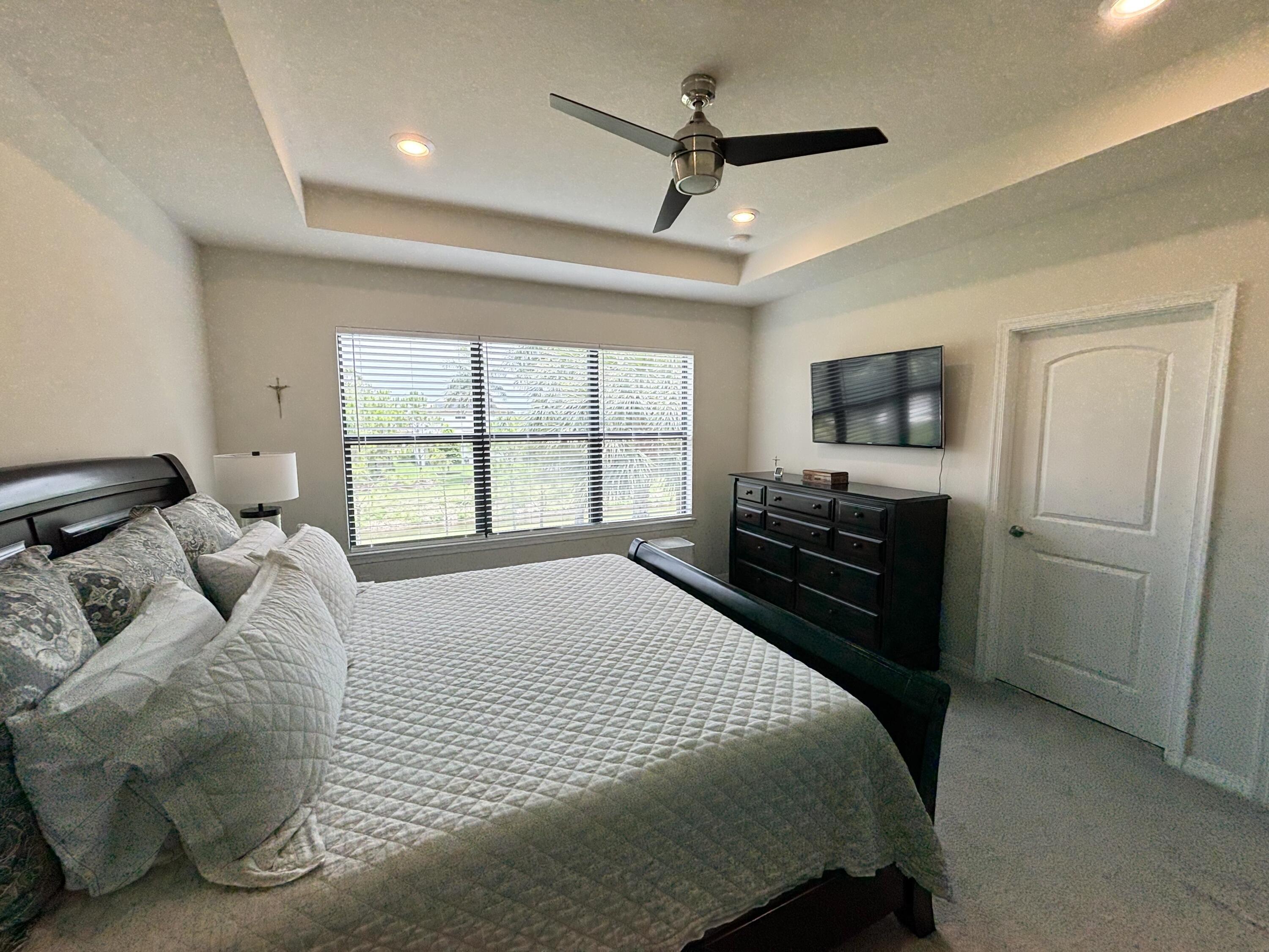 8349 Cadre Noir Road Wellington, FL 33467 - Photo 11 of 32 IMG_7574