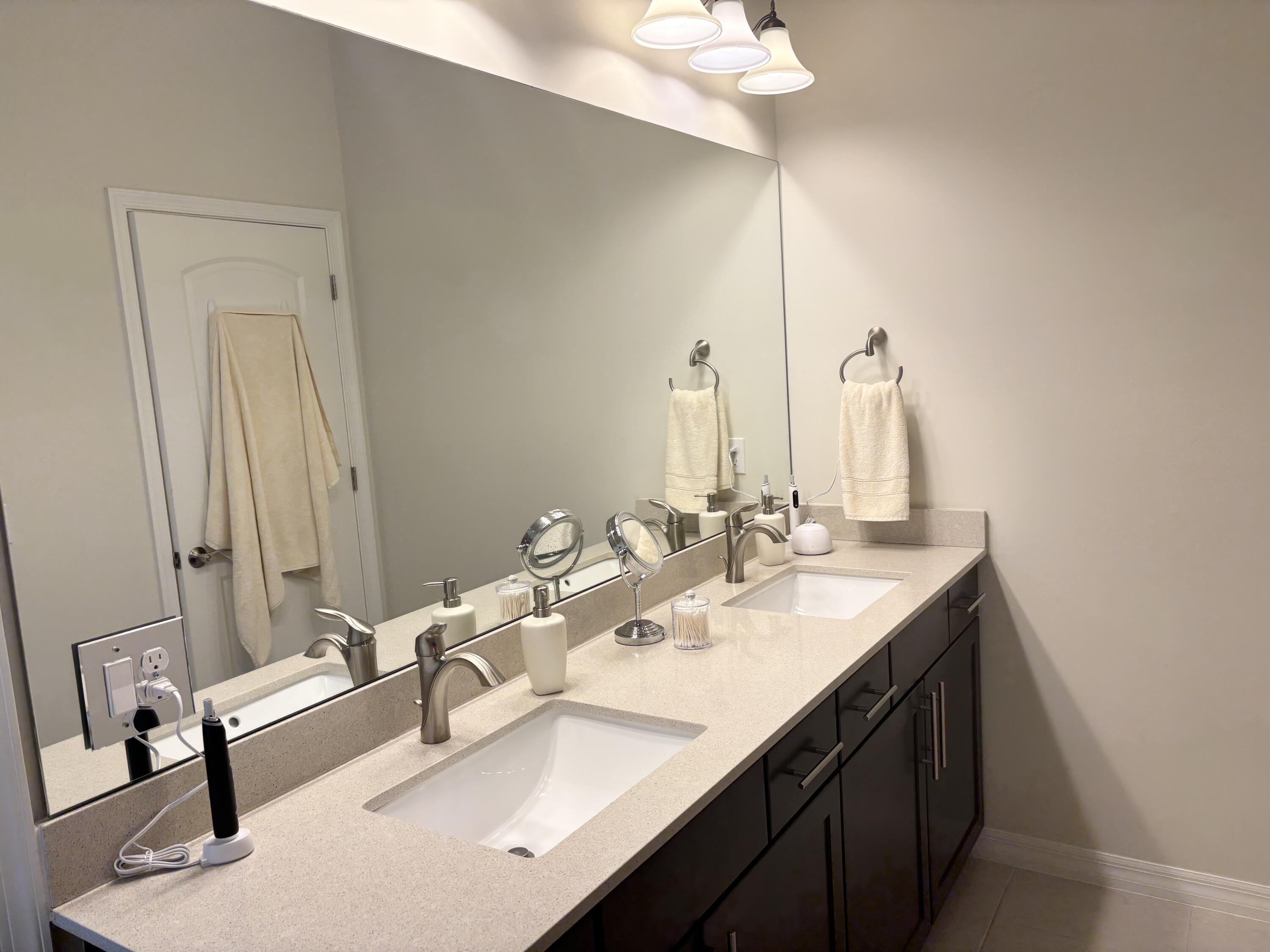 8349 Cadre Noir Road Wellington, FL 33467 - Photo 13 of 32 IMG_7567