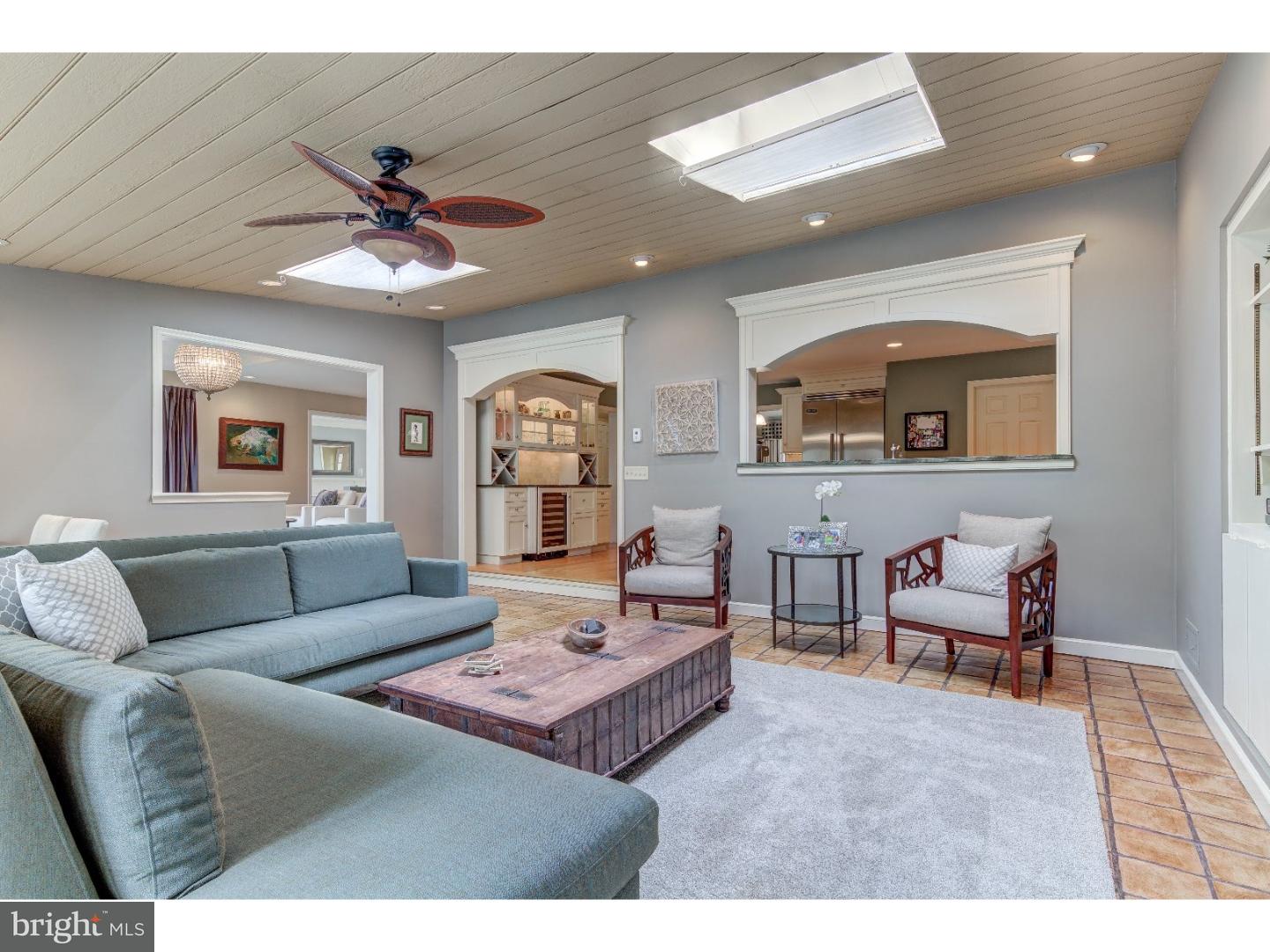 211 Ravenscliff Road Wayne, PA 19087 - Photo 11 of 24 Family Room