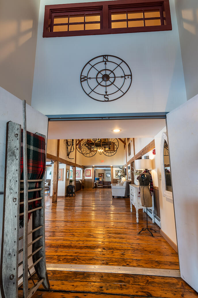 9-10 Tranquility Lane Eustis, ME 04982 - Photo 12 of 108 Foyer