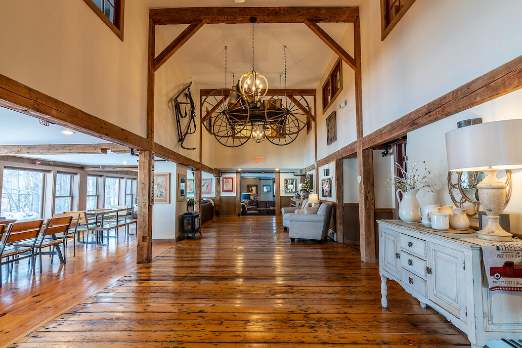 9-10 Tranquility Lane Eustis, ME 04982 - Photo 14 of 108 Great Room