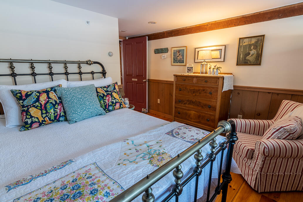 9-10 Tranquility Lane Eustis, ME 04982 - Photo 33 of 108 Guest Room 6