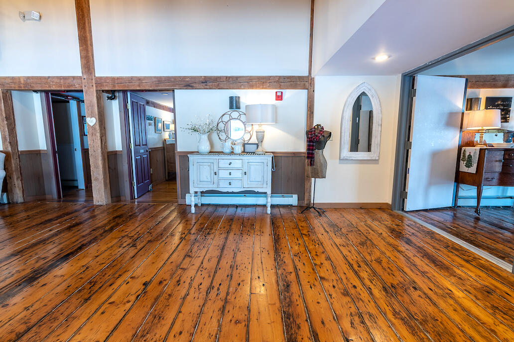 9-10 Tranquility Lane Eustis, ME 04982 - Photo 41 of 108 Great Room