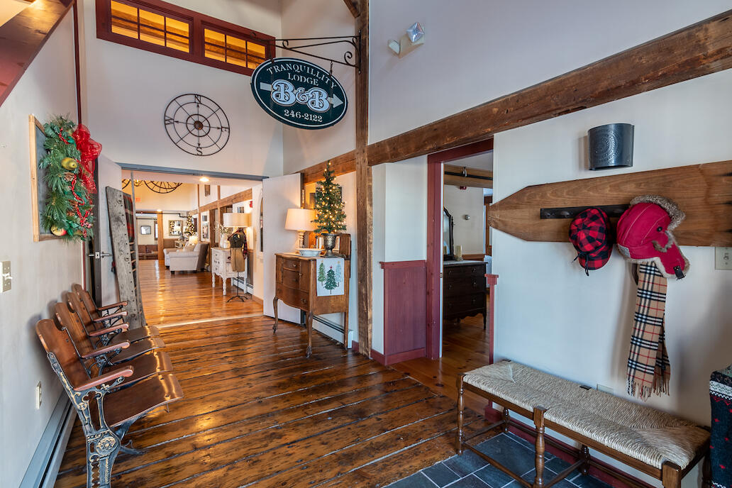 9-10 Tranquility Lane Eustis, ME 04982 - Photo 8 of 108 Foyer