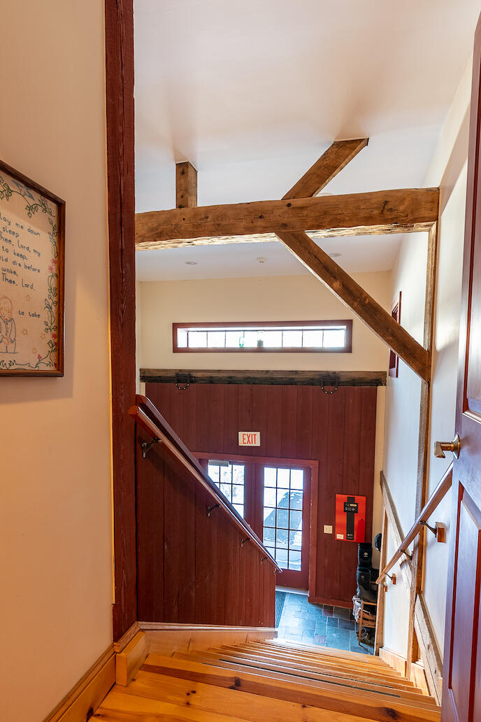 9-10 Tranquility Lane Eustis, ME 04982 - Photo 90 of 108 Main Staircase