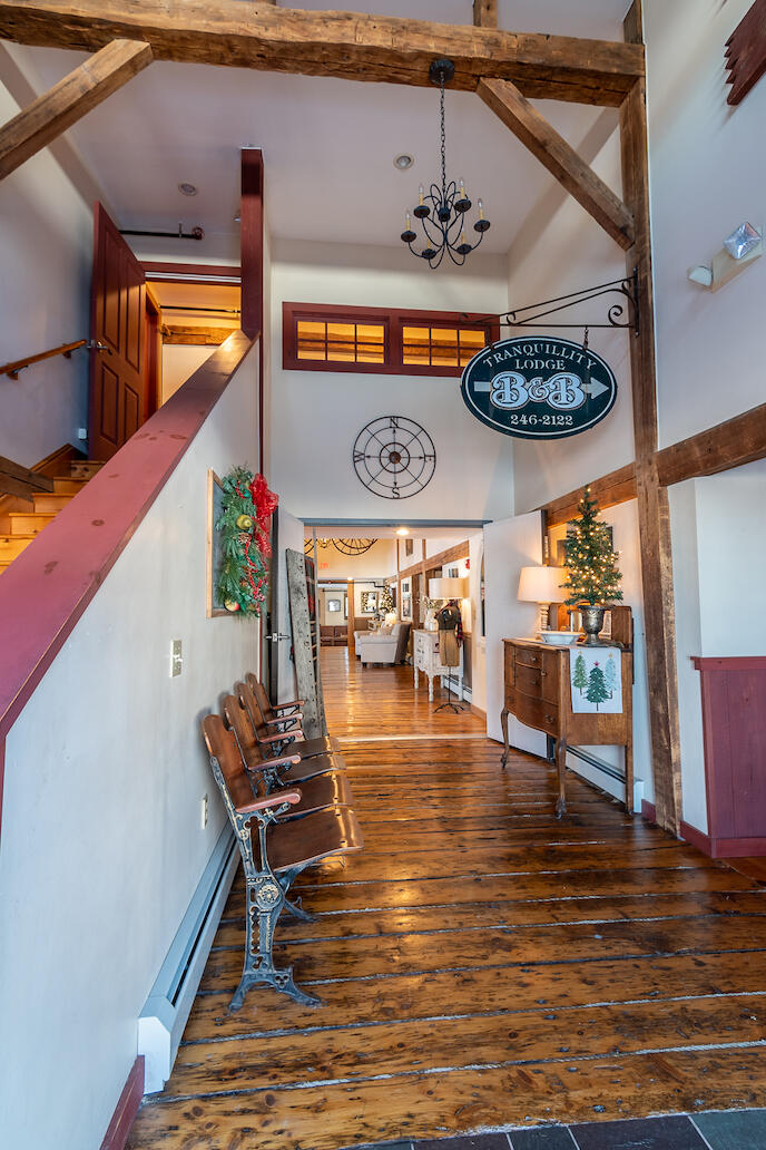 9-10 Tranquility Lane Eustis, ME 04982 - Photo 9 of 108 Foyer