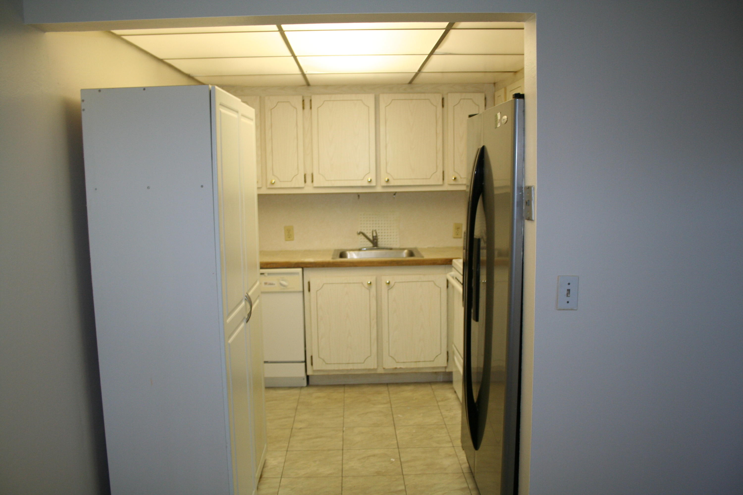 156 Dorset D, Unit 156 Boca Raton, FL 33434 - Photo 13 of 17 IMG_9070