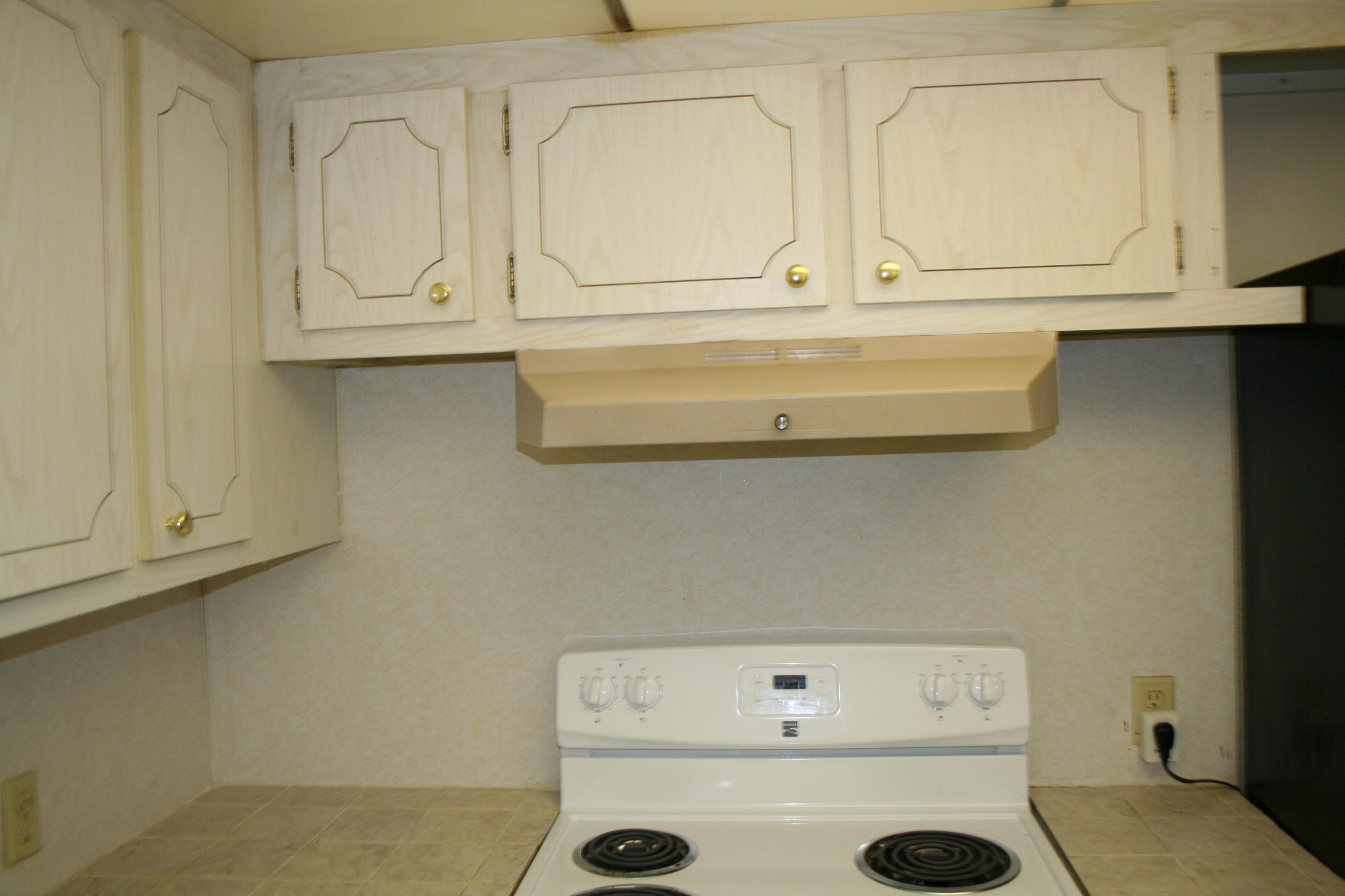 156 Dorset D, Unit 156 Boca Raton, FL 33434 - Photo 15 of 17 IMG_9080