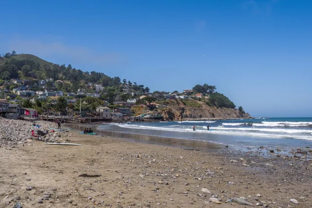 $1,175,000 | 618 Foothill Drive, Pacifica, CA 94044