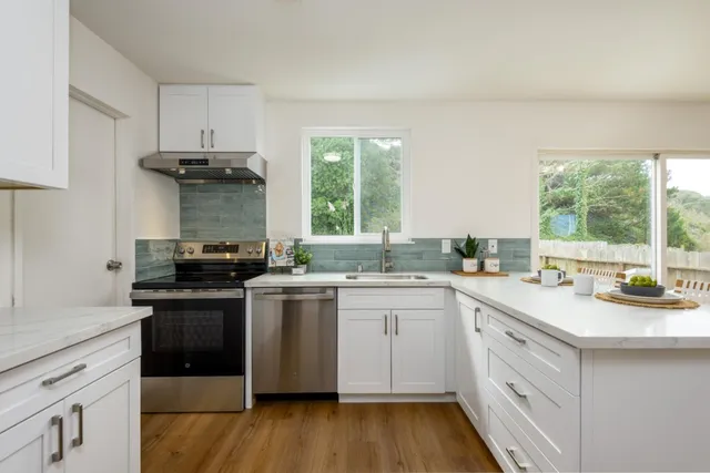 $1,175,000 | 618 Foothill Drive, Pacifica, CA 94044