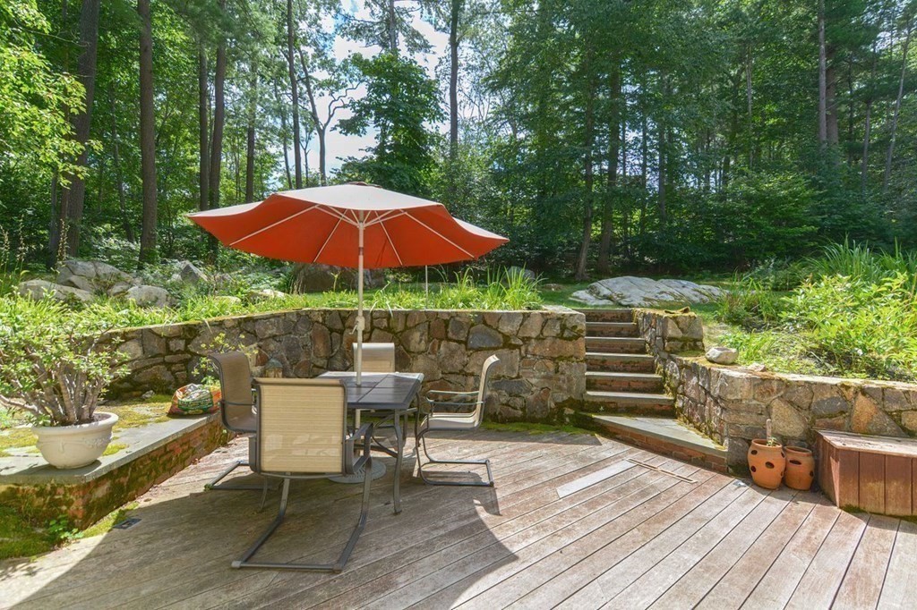 10 Eaglehead Road Manchester, MA 01944 - Photo 24 of 30