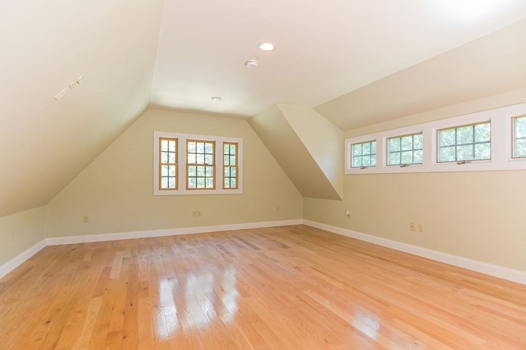 10 Eaglehead Road Manchester, MA 01944 - Photo 26 of 30