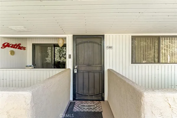 $172,500 | 2812 North Auburn Circle, Unit 202, Palm Springs, CA 92262