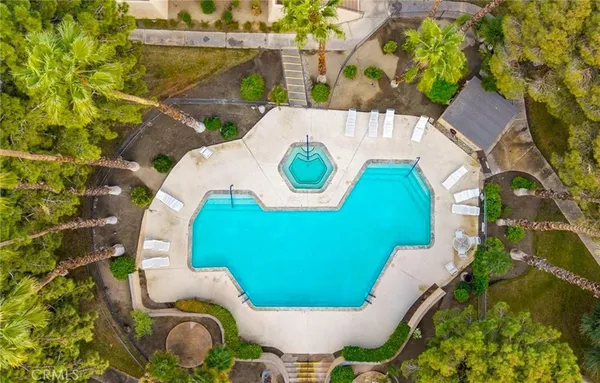 $172,500 | 2812 North Auburn Circle, Unit 202, Palm Springs, CA 92262
