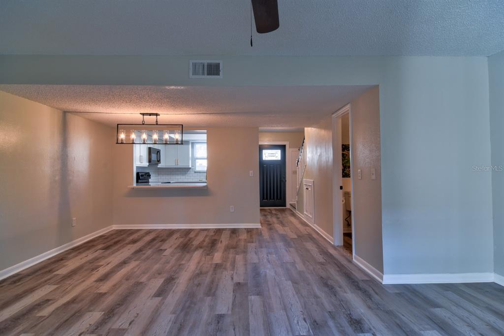 148 Douglas Road West, Unit C Oldsmar, FL 34677 - Photo 14 of 32 Gallery Image 14