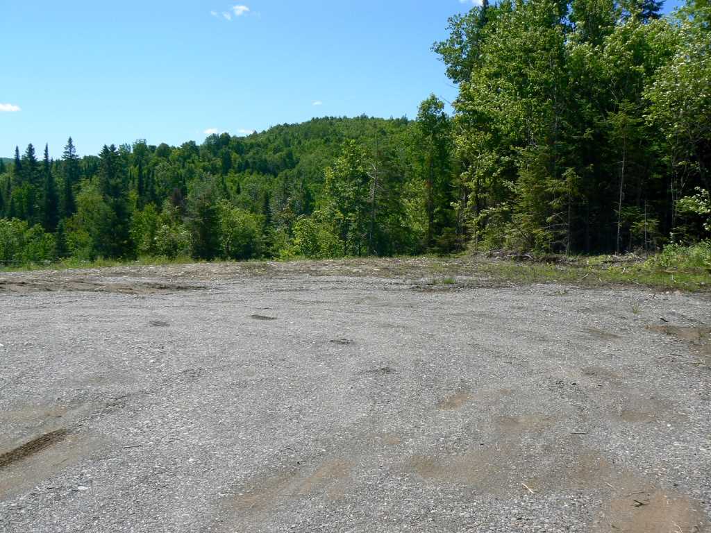 114 Lake Wallace Canaan Vt 05903 Canaan, VT 05903 - Photo 7 of 10