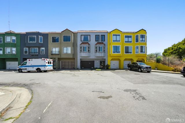 a car parked in front of a building