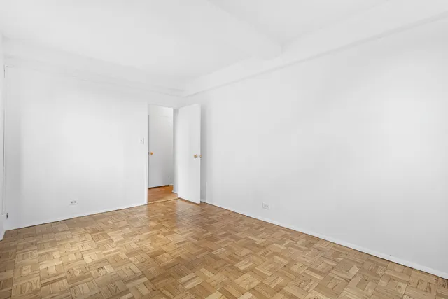 $595,000 | 530 Grand Street, Unit 8E | Lower East Side