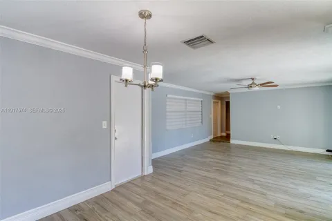 $537,500 | 6510 Northwest 21st Street, Sunrise, FL 33313