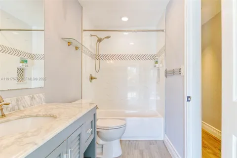 $537,500 | 6510 Northwest 21st Street, Sunrise, FL 33313