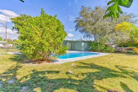 $537,500 | 6510 Northwest 21st Street, Sunrise, FL 33313