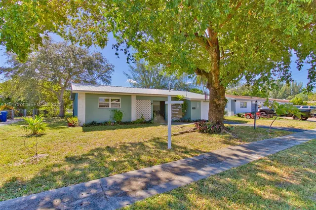 $537,500 | 6510 Northwest 21st Street, Sunrise, FL 33313