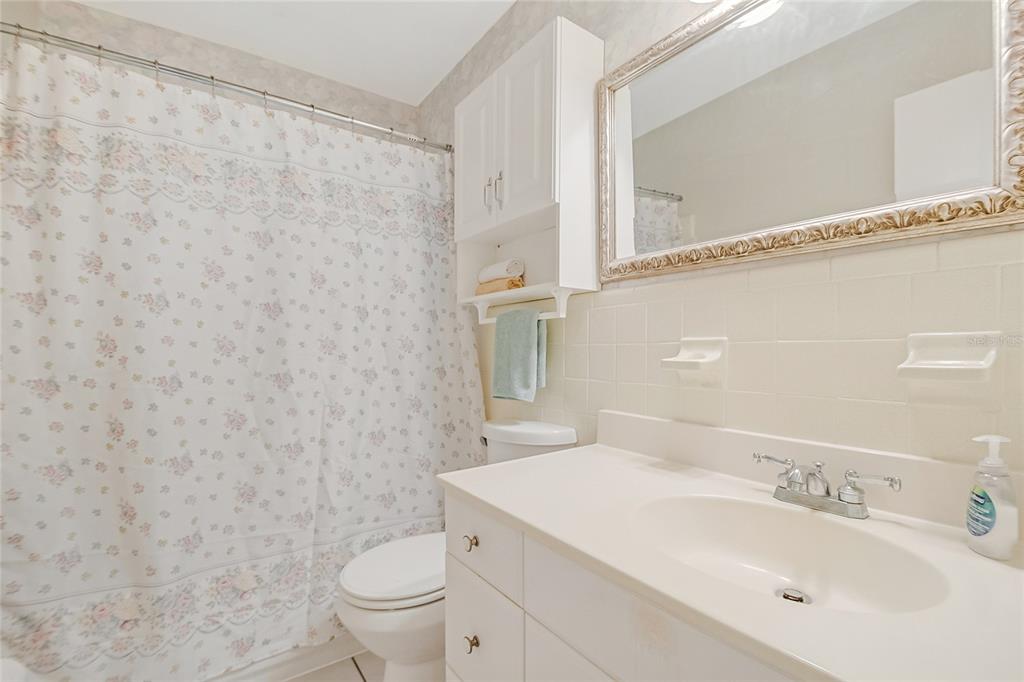 627 Vandenberg Street Altamonte Springs, FL 32701 - Photo 9 of 43